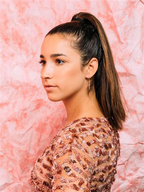 Aly Raisman Poses Nude for 2018 Sports Illustrated Swimsuit Issue